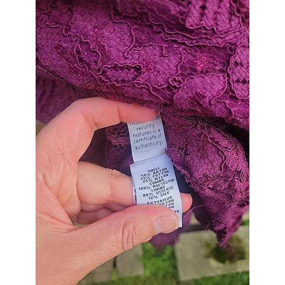 Diane von Furstenberg Lace Barbie Mini Dress Size 2 - Picture 6 of 6